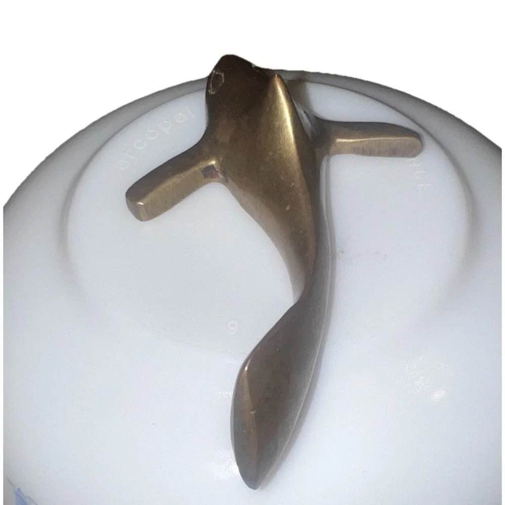 Vintage Solid Brass Swimming Ocean Shark Figurine Paperweight 4 in.